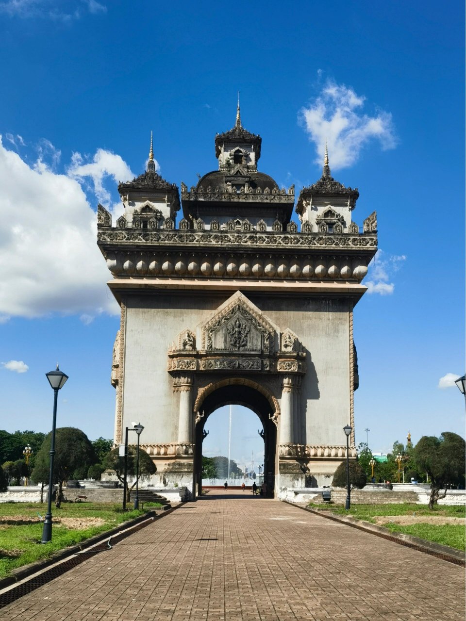 老挝旅游攻略之万象 老挝9796 疫情后第一站出国游安排了邻近国家