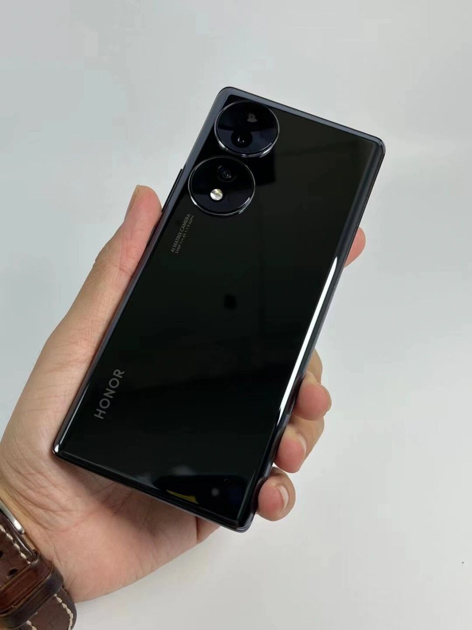 荣耀70/5g 12 256g 亮黑色 荣耀70/5g 12 256g 亮黑色骁龙778g plus