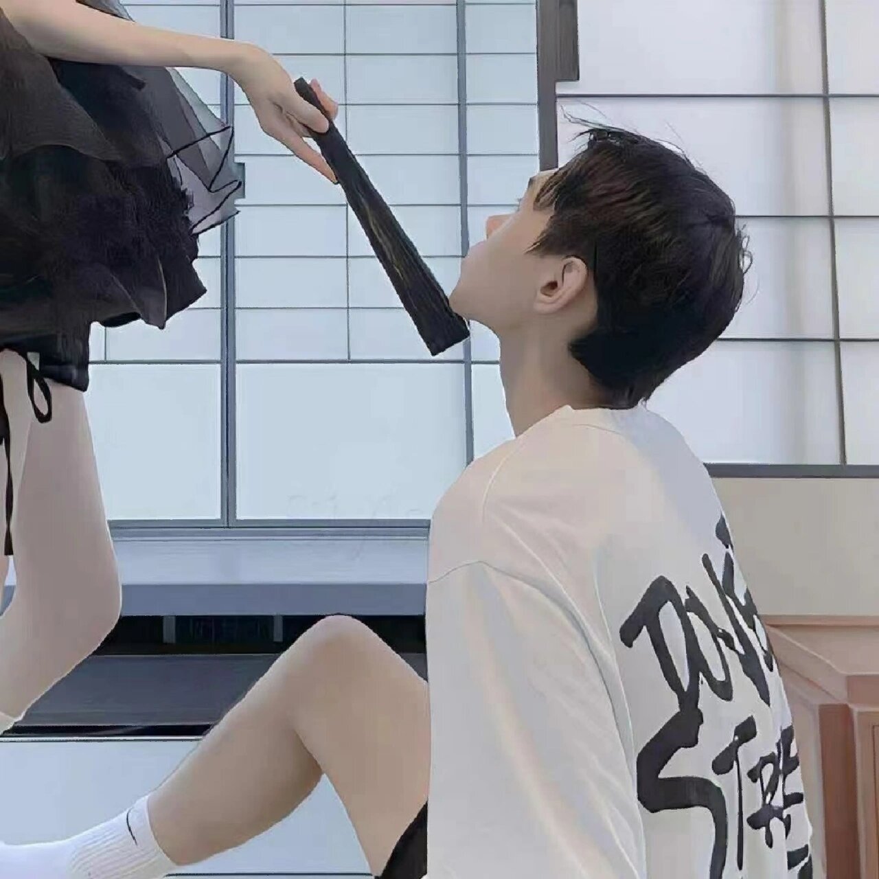 头像分享|情侣头像来啦~ 家庭地位一目了然图源网络侵删