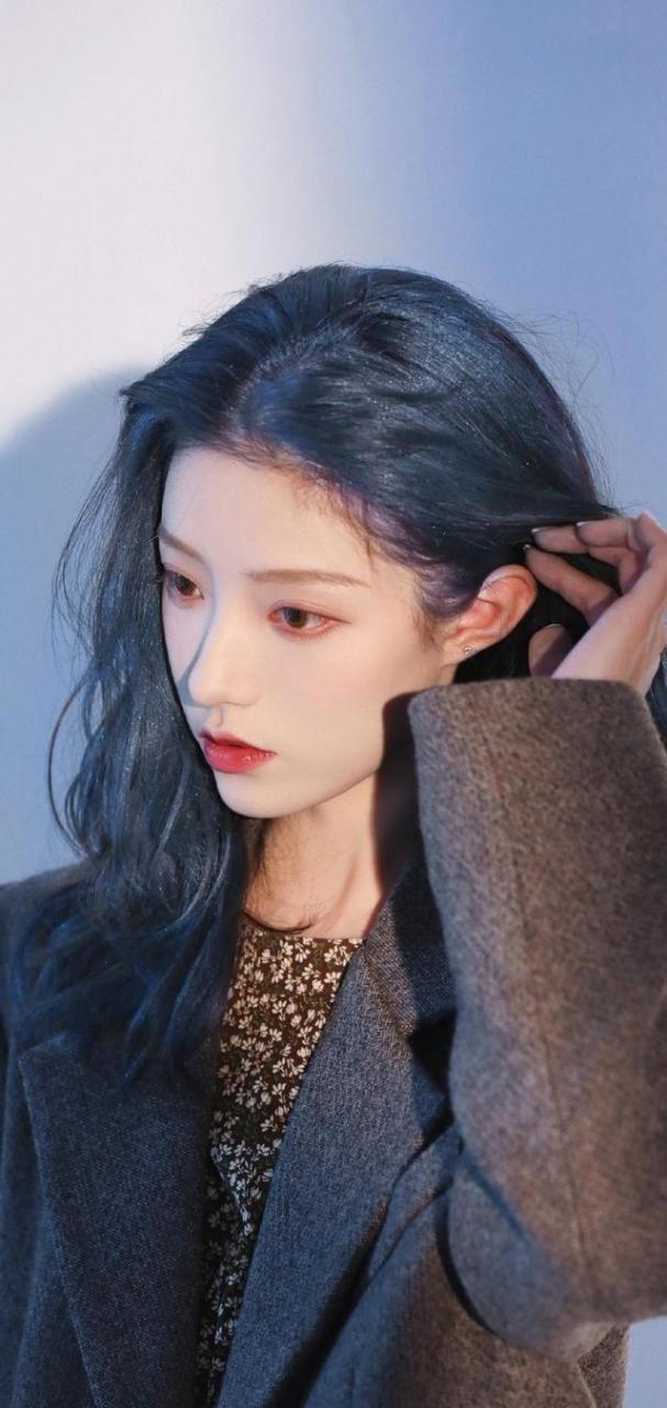 司夜倾轻漫嗤笑,别迟到,客户不喜欢.