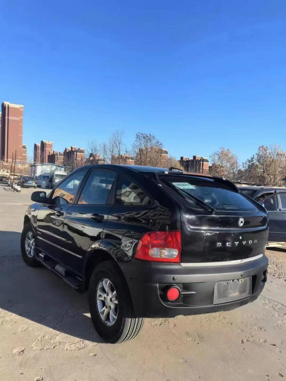 07年韩国双龙,奔驰2.