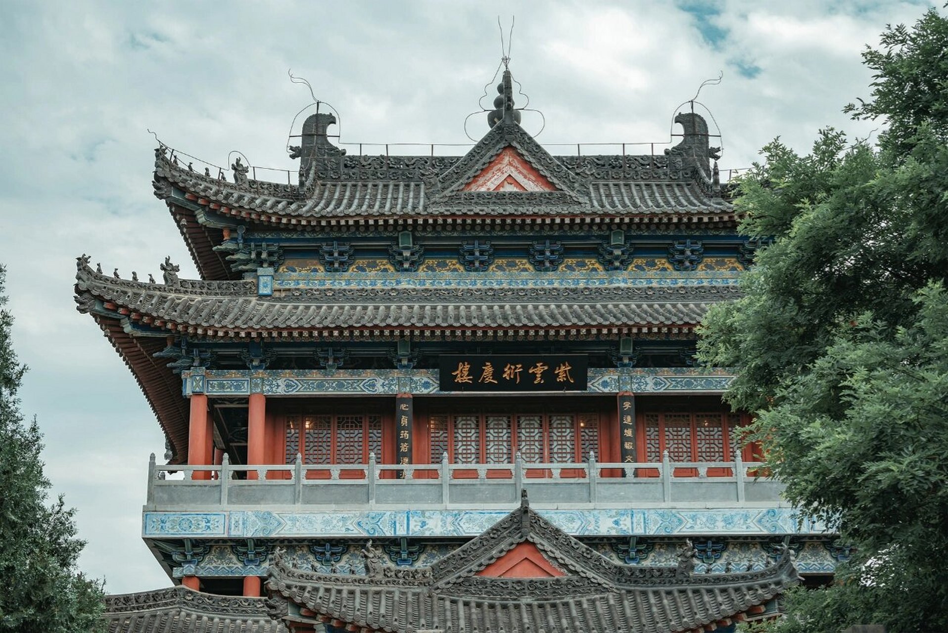 陕西西安| 终南山古楼观 终南山古楼观位于西安市周至县东南15