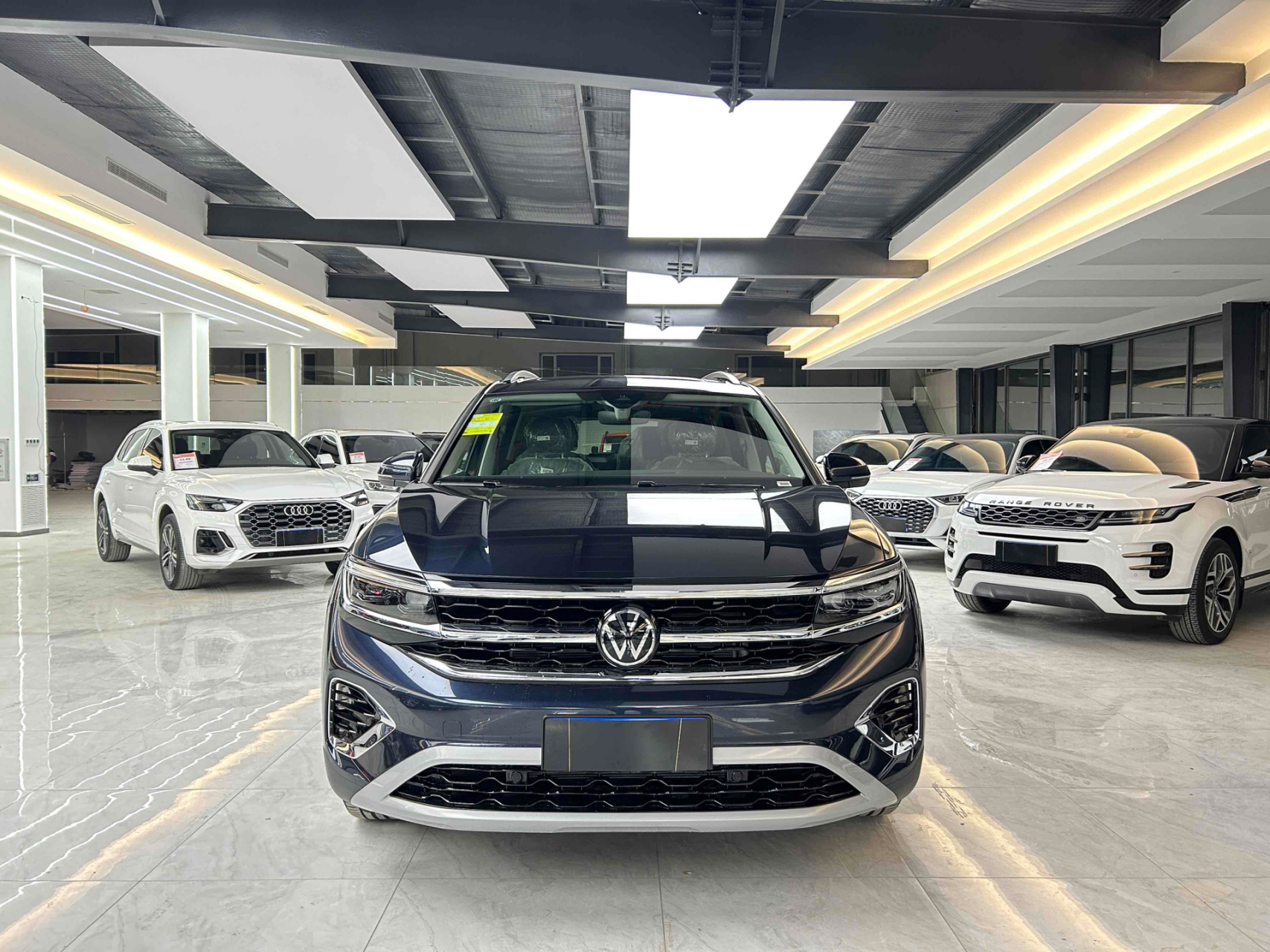 大众 揽境 2021款 380tsi 四驱豪华佳境版 2022年12月新车.大众