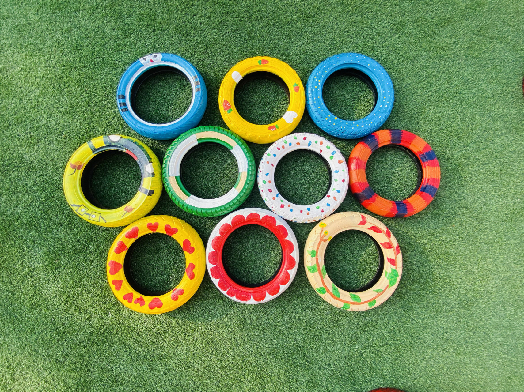 轮胎画轮胎彩绘幼儿园环创 轮胎画