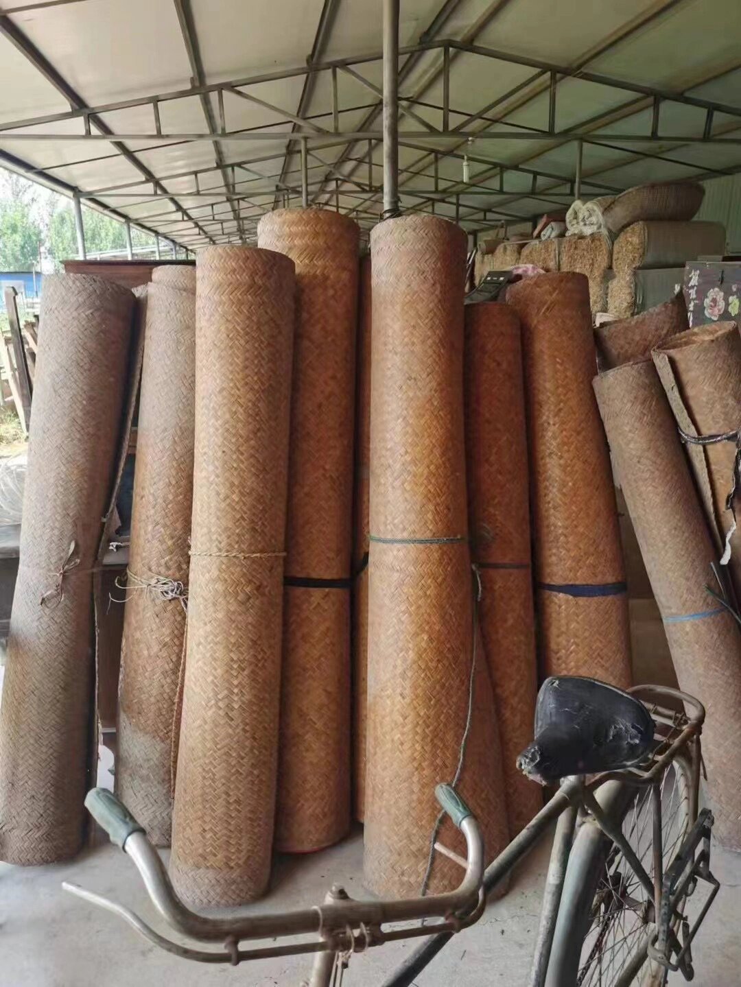 老炕席子,以前的大土炕铺的老炕席子