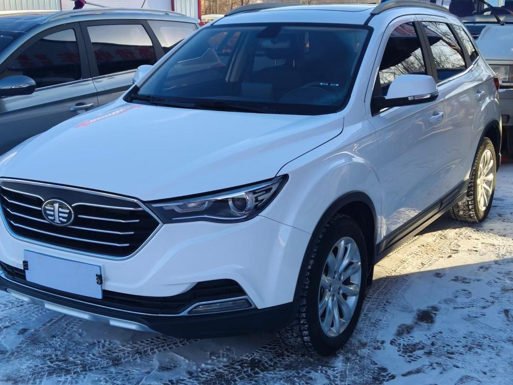 新到 奔腾x40一台,自动挡1.6高配,手自一体带s档变速箱.