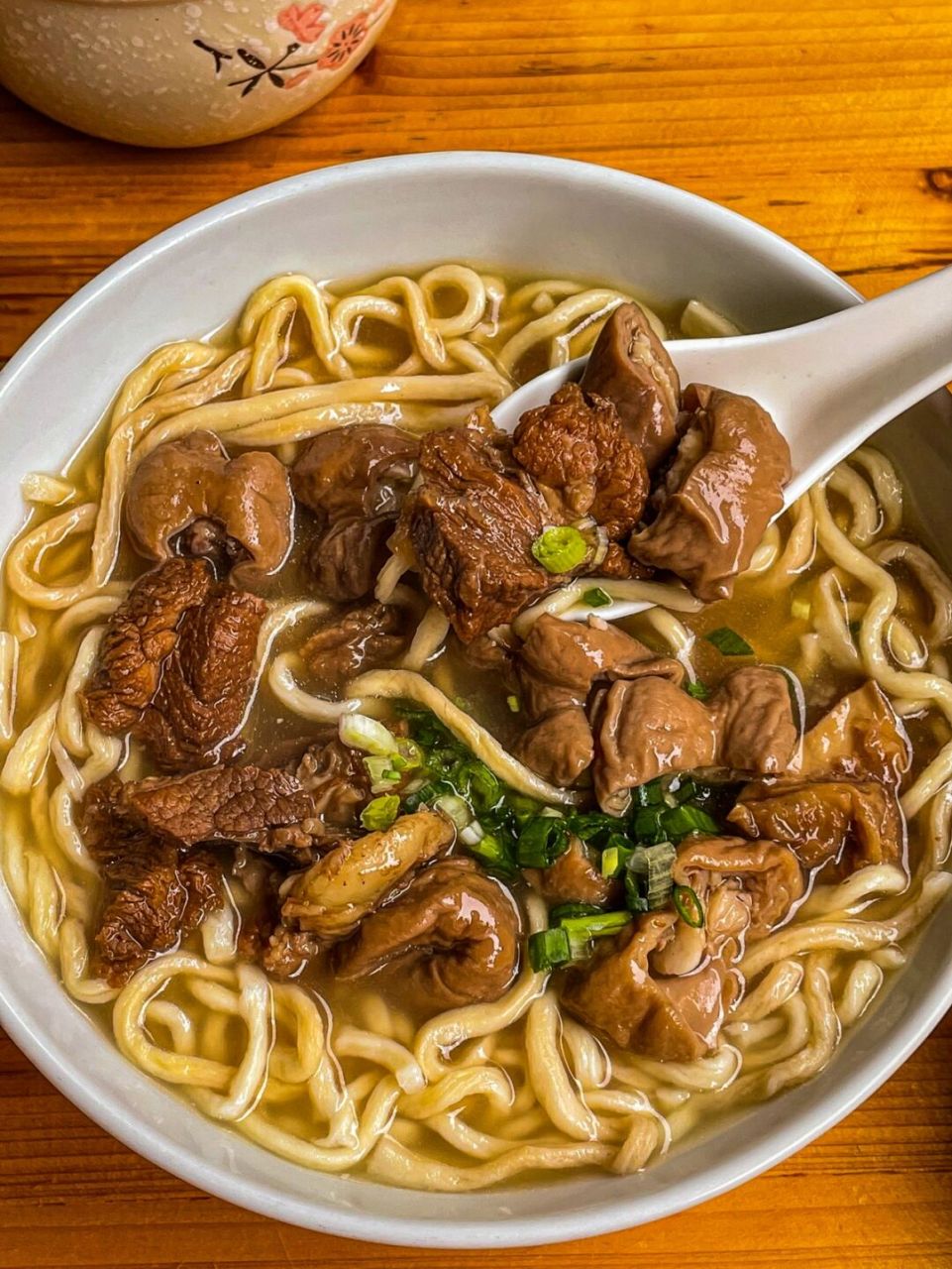 巷子里的宝藏粉面店6015猪大肠牛腩伊面贼好吃 偶然发现的宝藏的