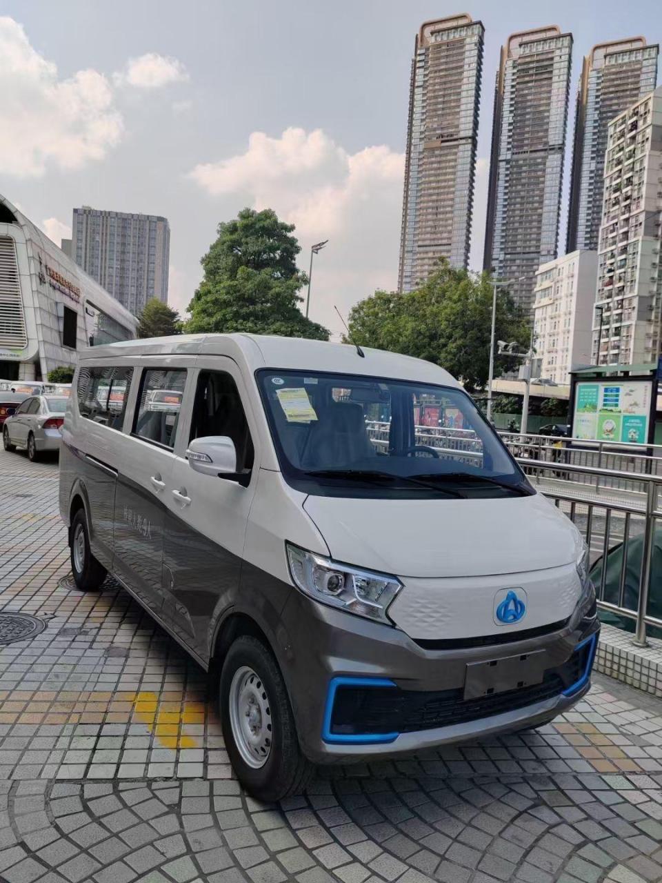 长安跨越星v7 客运版新能源,搭载宁德时代41.