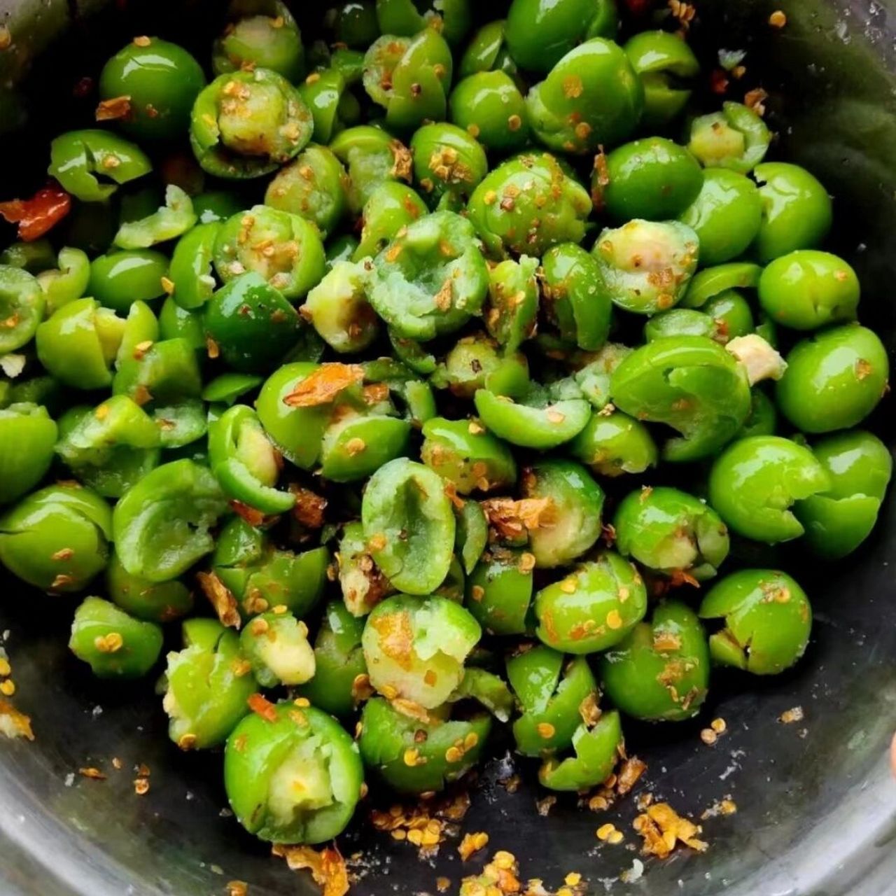 百色本地腌李果简直神仙美味#流口水的美味 所谓靓女难过酸野摊  怎能