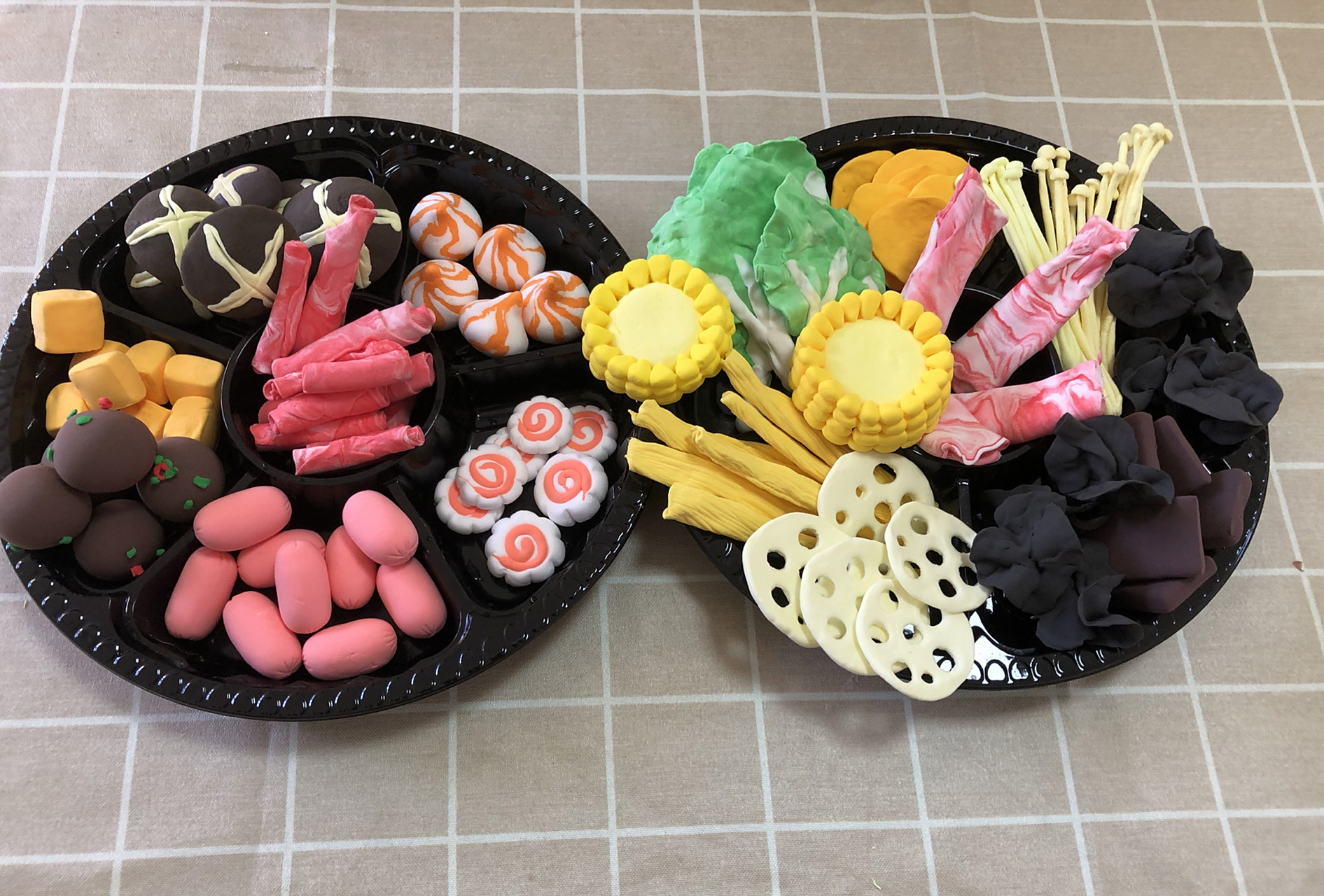 粘土火锅92|各种食材详解|有爱天天吃97 没发工资想吃火锅怎么办