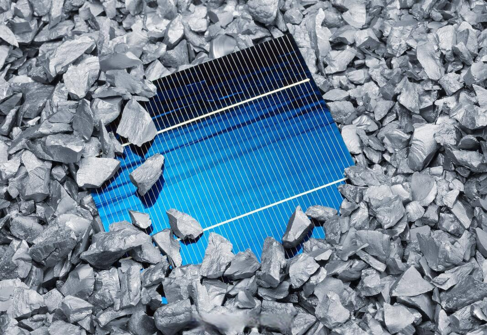 新能源##光伏##硅材料##市场经济##新社汇# 【证券日报|硅料硅片价格