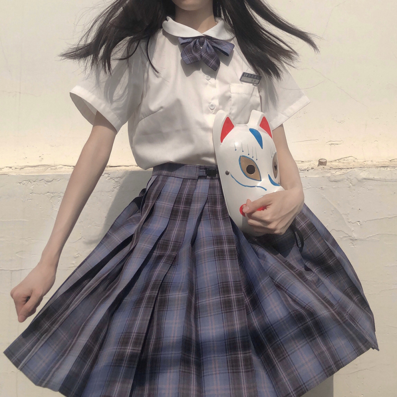 神仙蓝格 来自:麻薯蜜糖jk 卫衣:猪猪潮社 背心:没烦恼 #我的jk日常