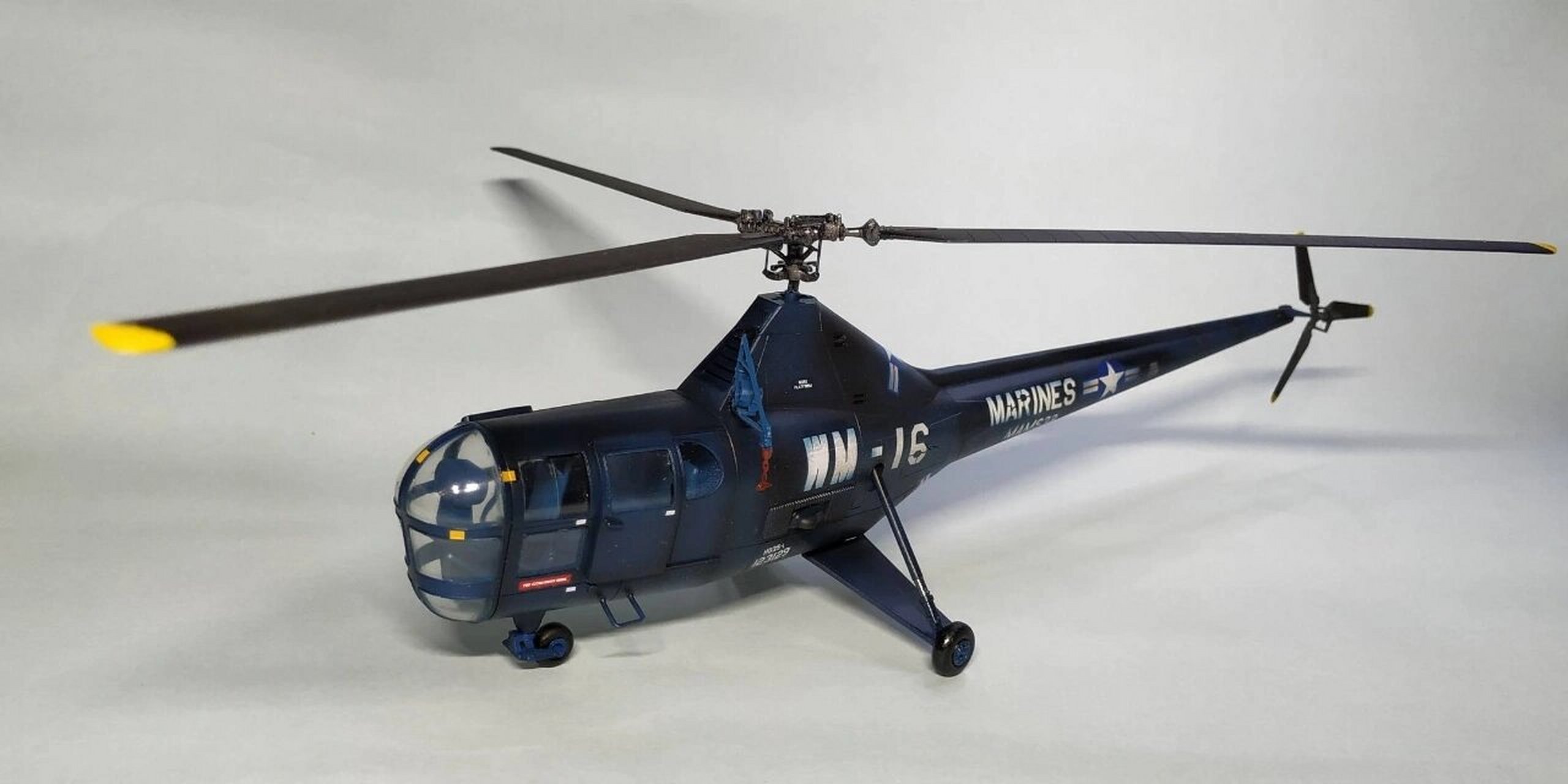 H225M直升机图片