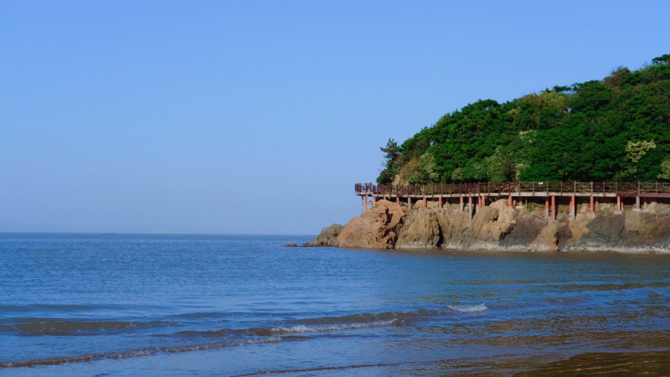 岱山岛游玩攻略之"海岬公园" 海岬-又称陆岬,是一片三面环海的陆地.