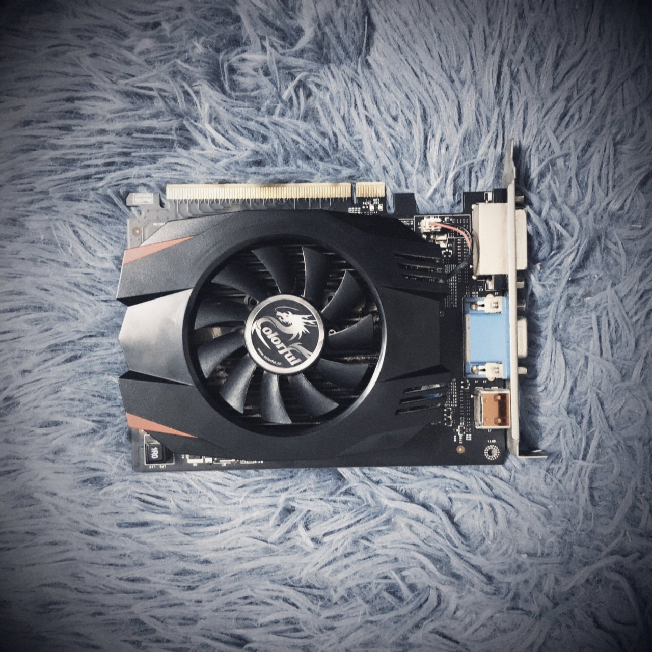 七彩虹gt710 我的小宝六岁半