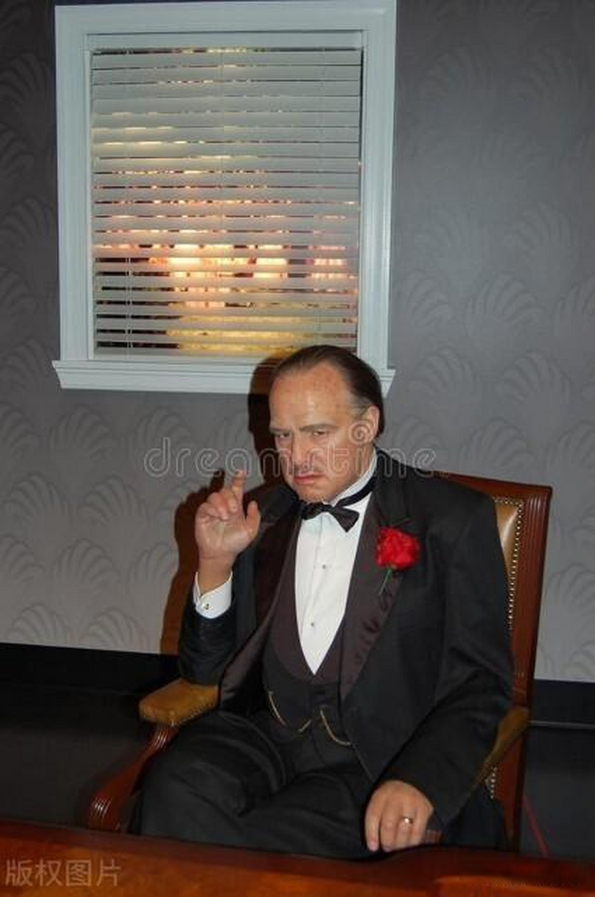 拥有九个小金人的科波拉家族  科波拉家族有意大利血统,意大利很重视