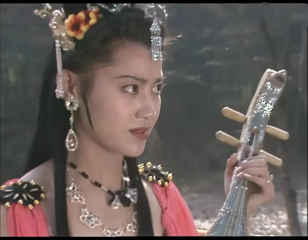 蝎子精如此青春靓丽色艺双绝,却被不解风情的八戒一耙子敲死,真是红颜