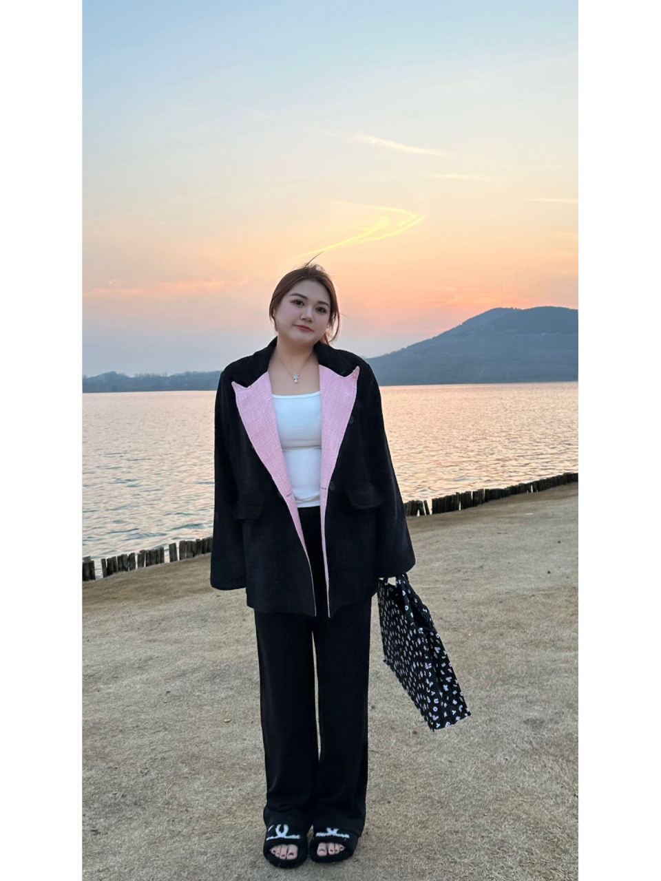 180斤胖女孩穿搭分享 愿我们都好 在春夏秋冬