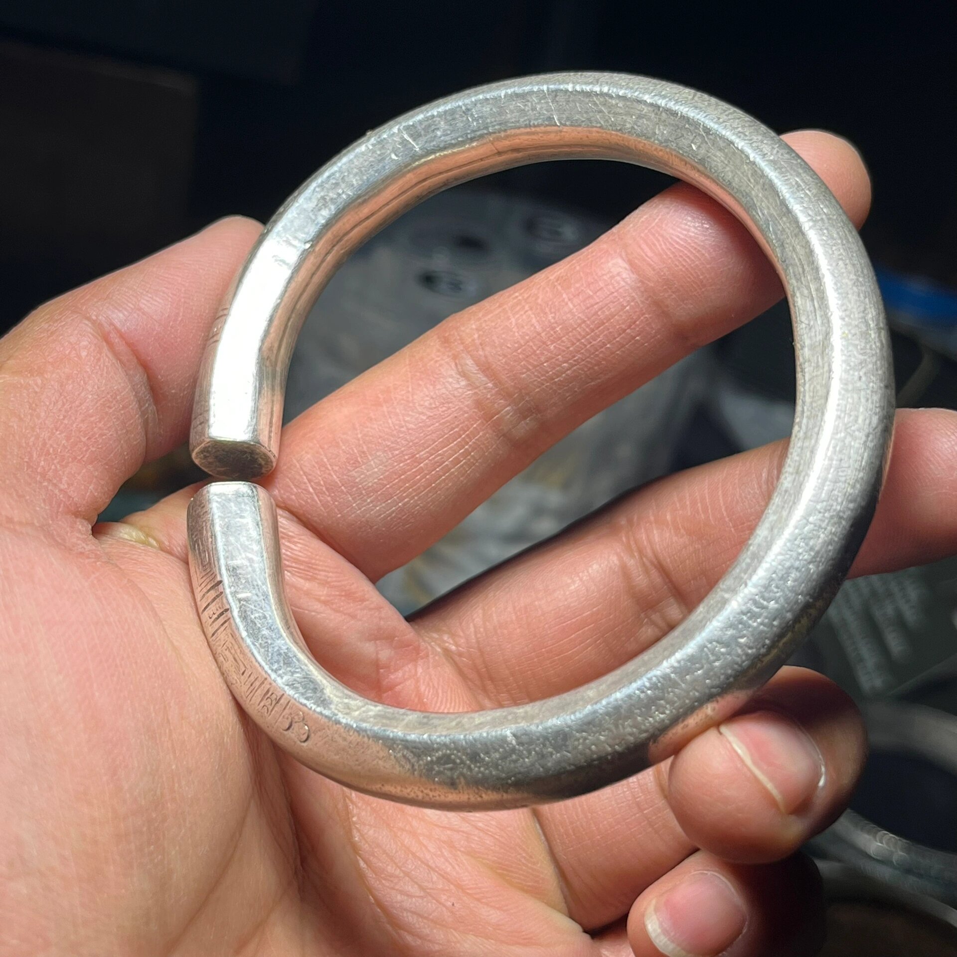 明代空心银镯 明代六棱空心镯 虽是空心但是是厚皮 克重不轻 工艺明显