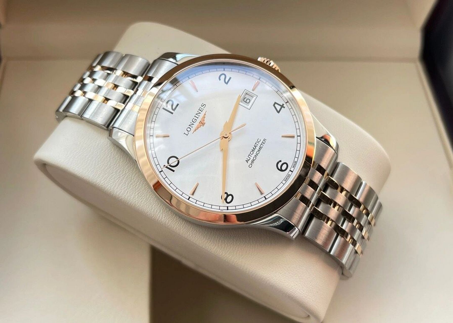 7最新款开创者系列     男士机械腕表,18k玫瑰金/精钢,单晶硅游丝888