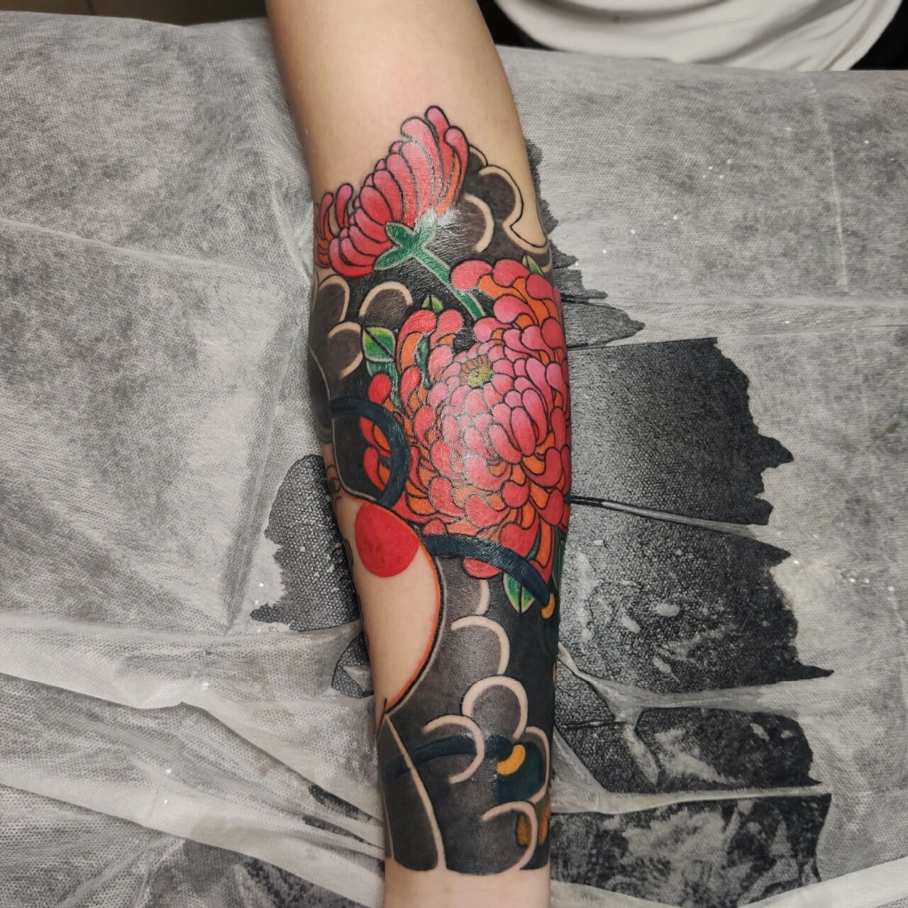 老传统包小臂 阿多福95