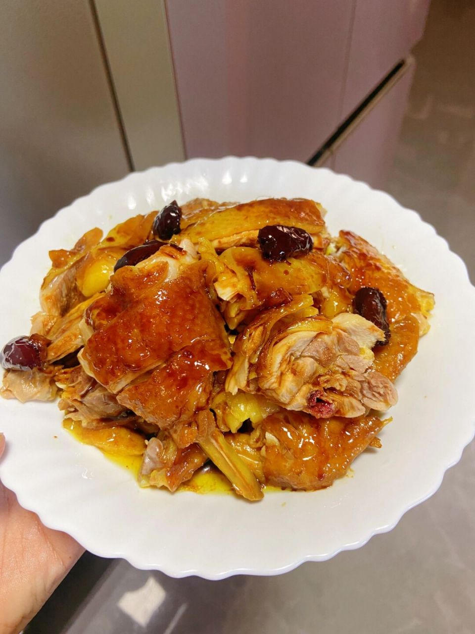 香到迷糊 五指毛桃焗鸡 电饭煲版本 之前分享的五指毛桃焗鸡是用砂锅