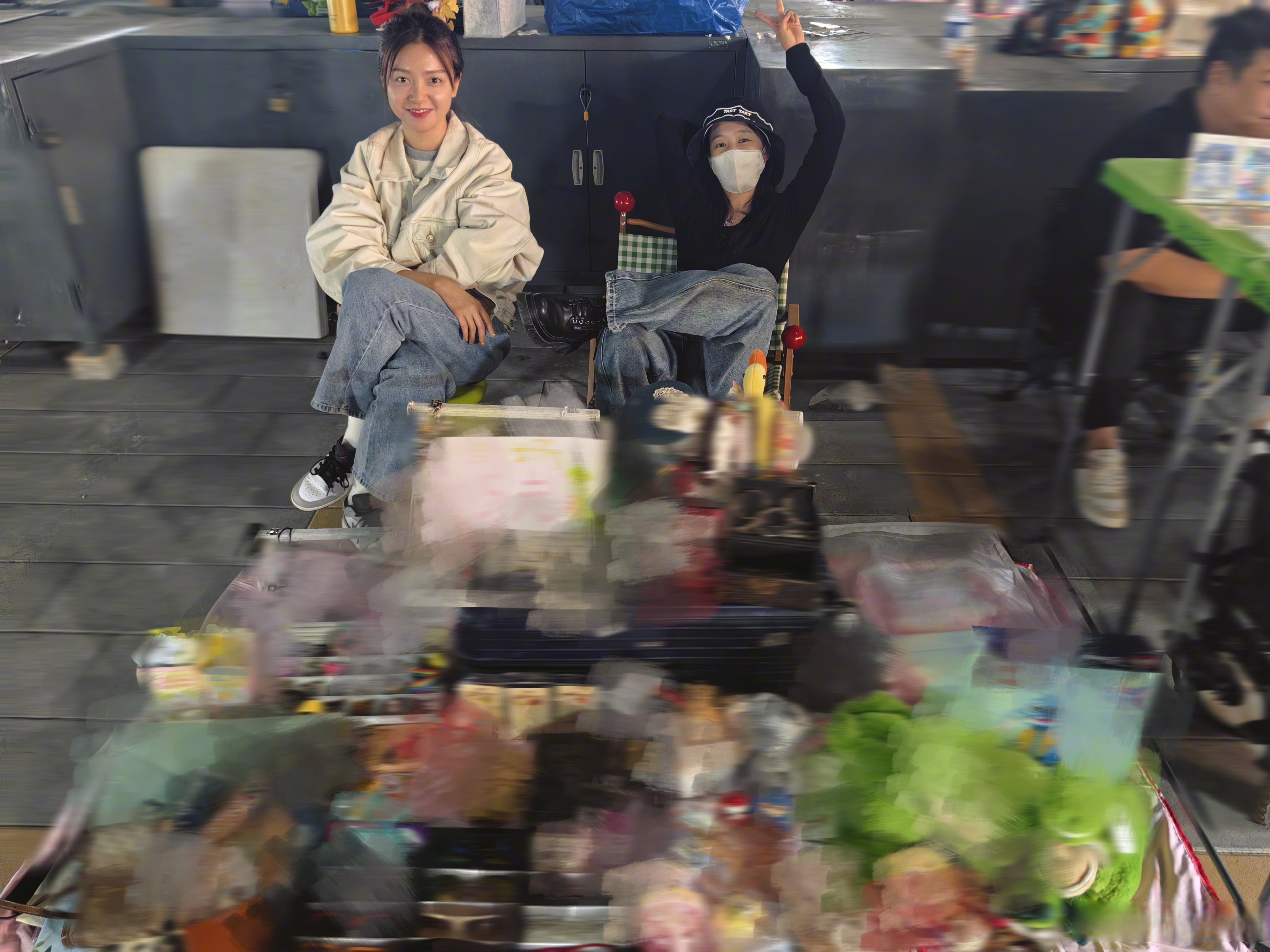 适合女生摆的地摊图片(适合女生摆的地摊图片大全)