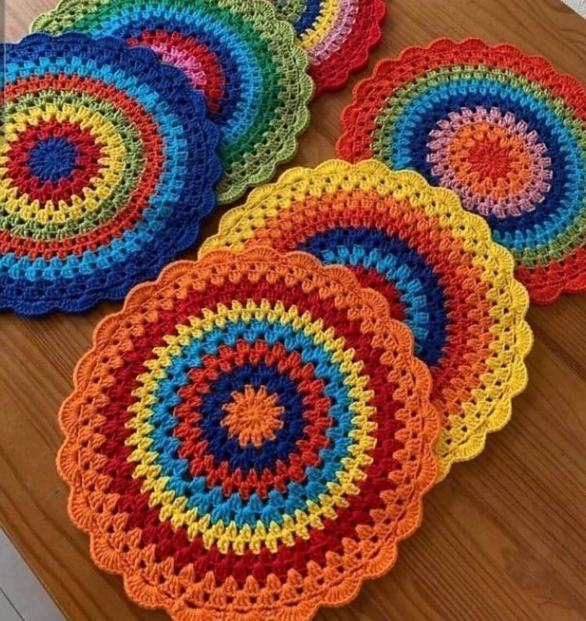 抱枕杯垫坐垫通用圆形底片钩织图解