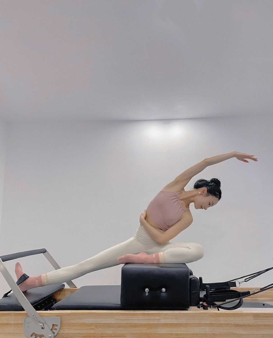 pilates|普拉提核心床拍照姿势不重样9478 91普拉提核心床拍照