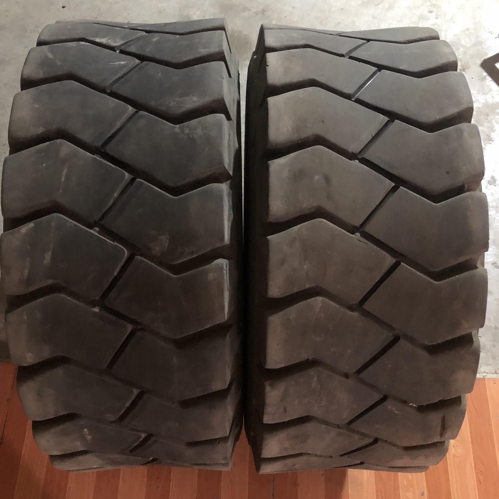 大量出售叉车轮胎650-10 28x9-15 825-150 300-15充气叉车轮胎