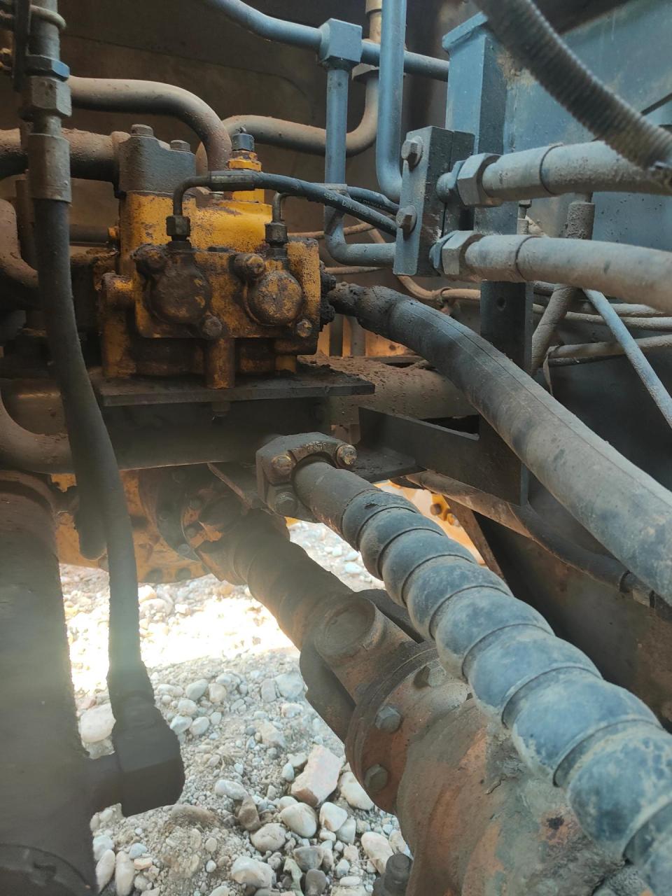 本地客户可以上门看车,呼图壁五工台凯华工程机械租聘中心看机