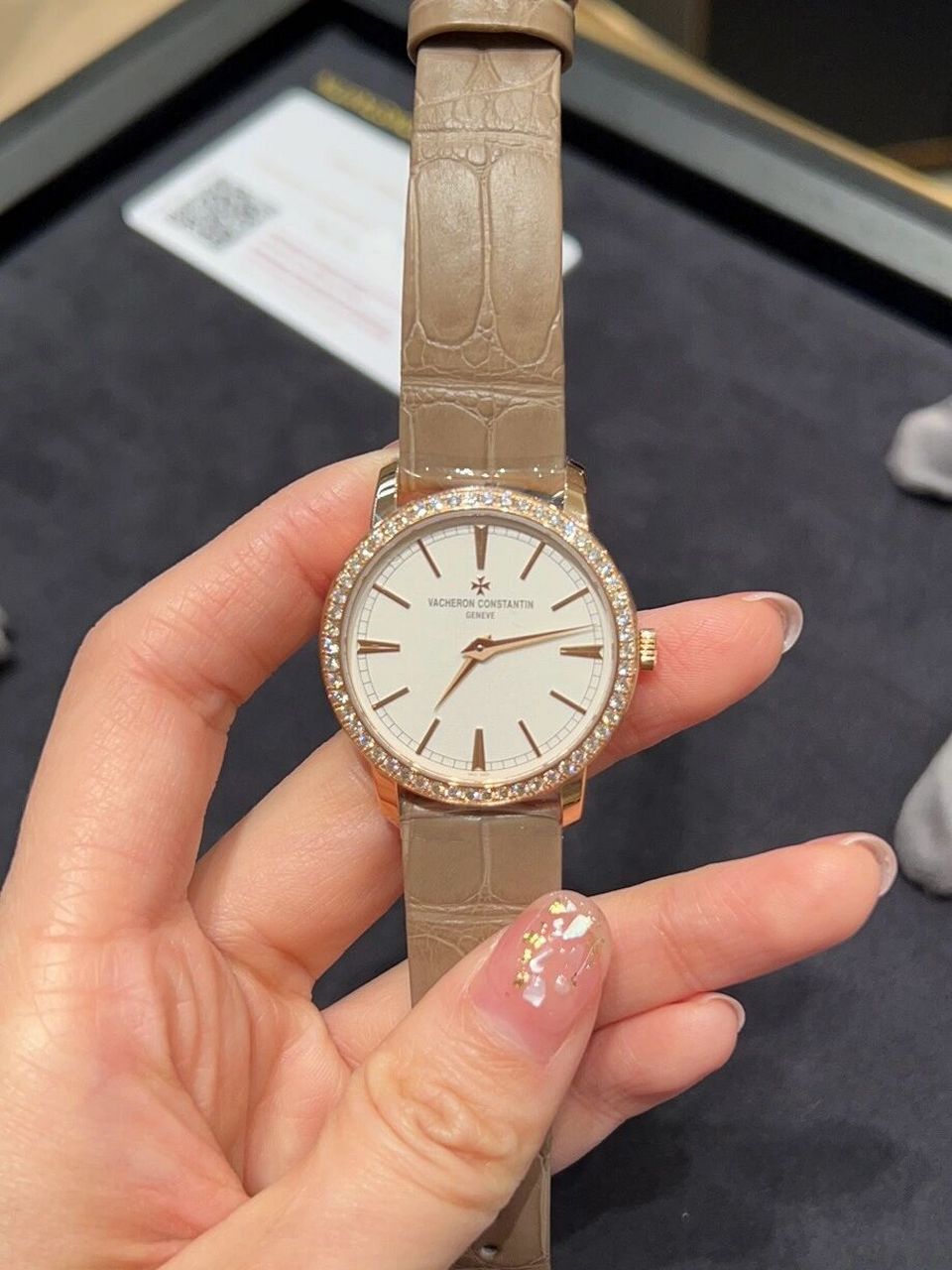 手表推荐|20万内的大牌女表99江诗丹顿 江诗丹顿 表盘33mm 澳门币