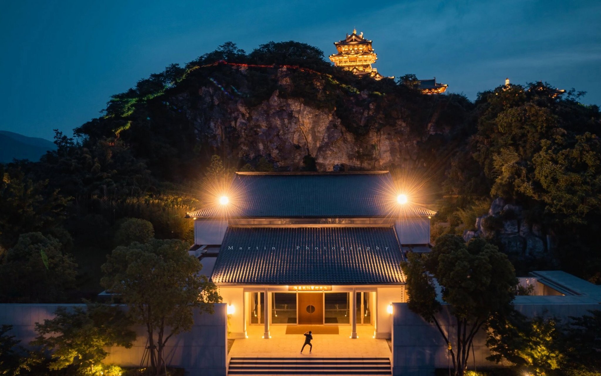 周末驾车寻至宜兴湖父镇,它叫 雅达阳羡溪山小镇,有点绕口,哈哈