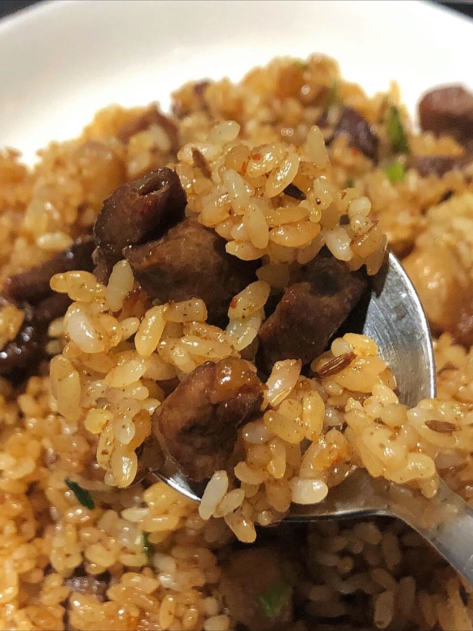 孜然羊肉炒饭 碳水的快乐又来了加上软嫩的羊肉快乐加倍90 	 羊肉切