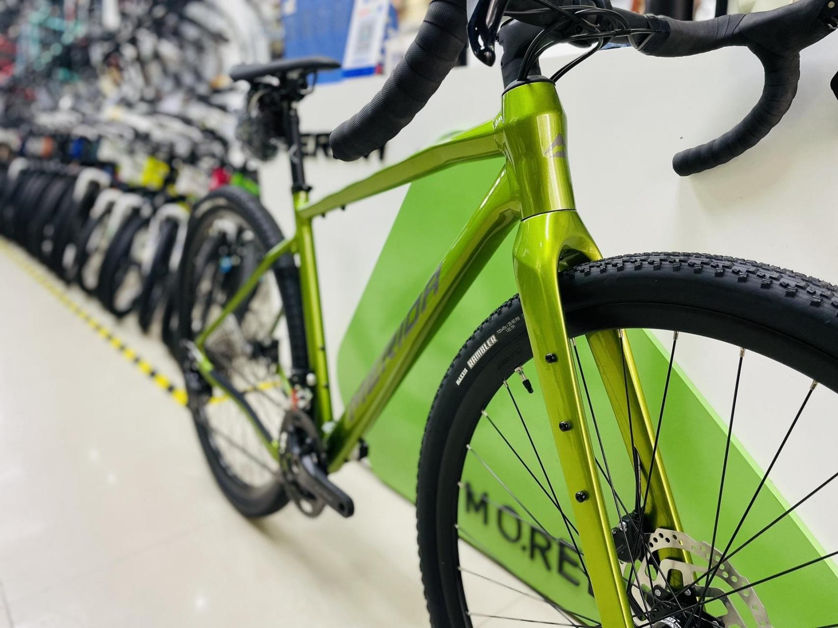 美利达silex(西利)重新诠释公路车的定义,丰富新视野,可以用作通勤,骑