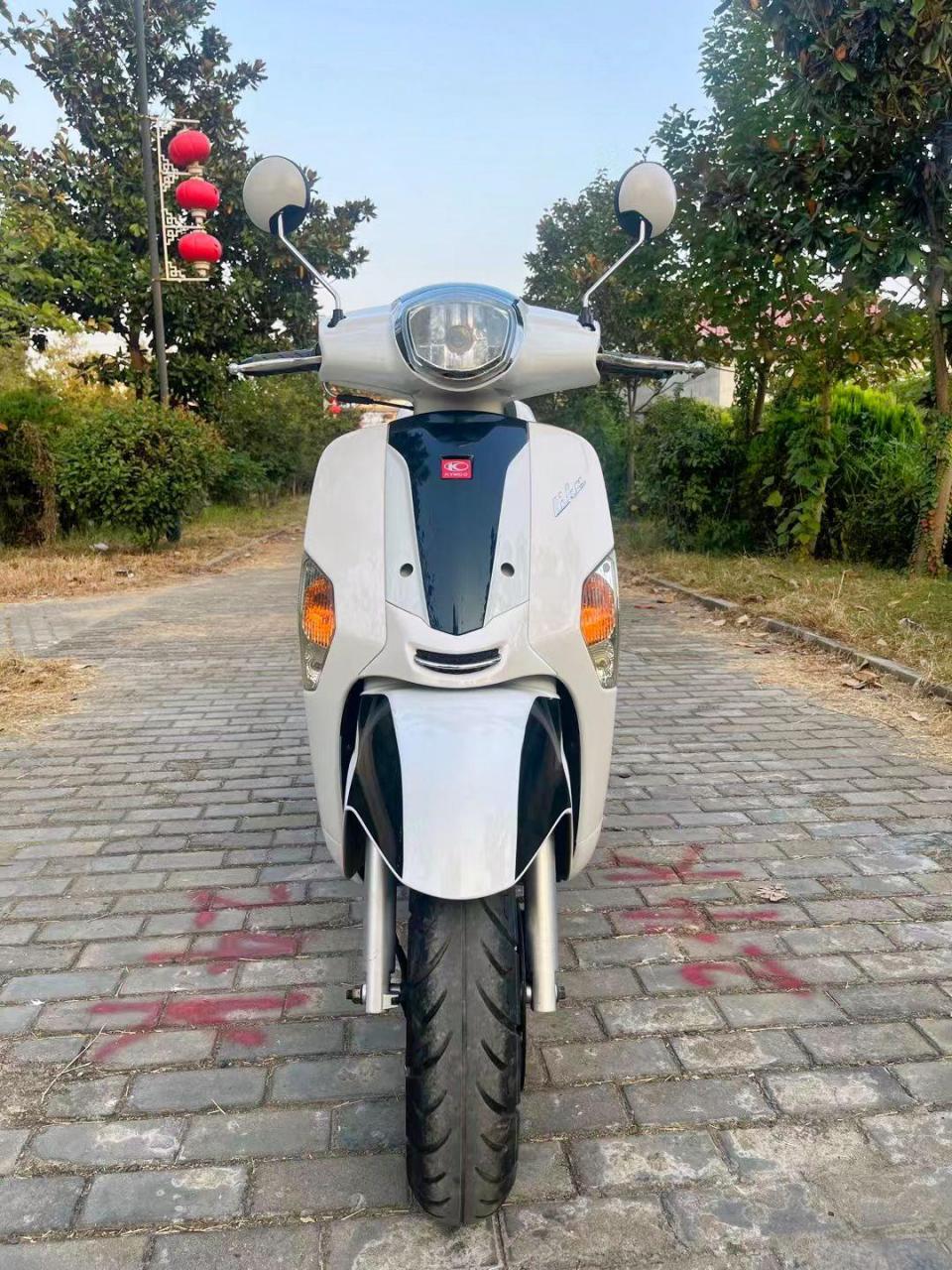 价格5500,台湾光阳(kymco)雷克180到货,颜色不要太靓,车况完美新车