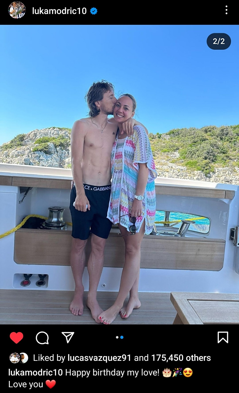 莫德里奇超爱 魔笛发ins祝妻子生日快乐98