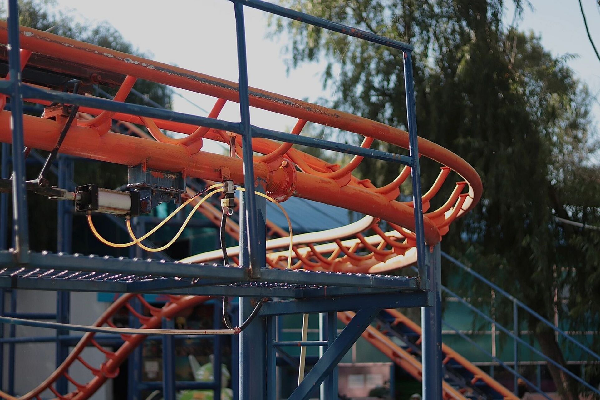 高原耍游乐园快乐会加倍78 92来拉萨一定要到这家老式的游乐园耍