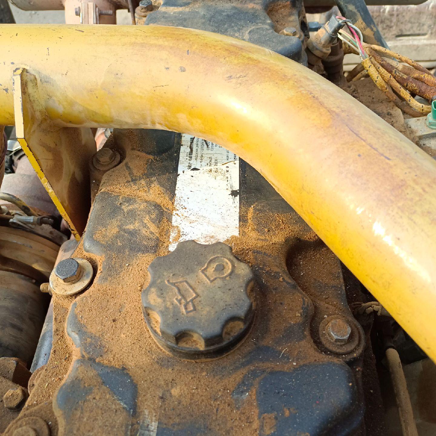 精品卡特c7发动机