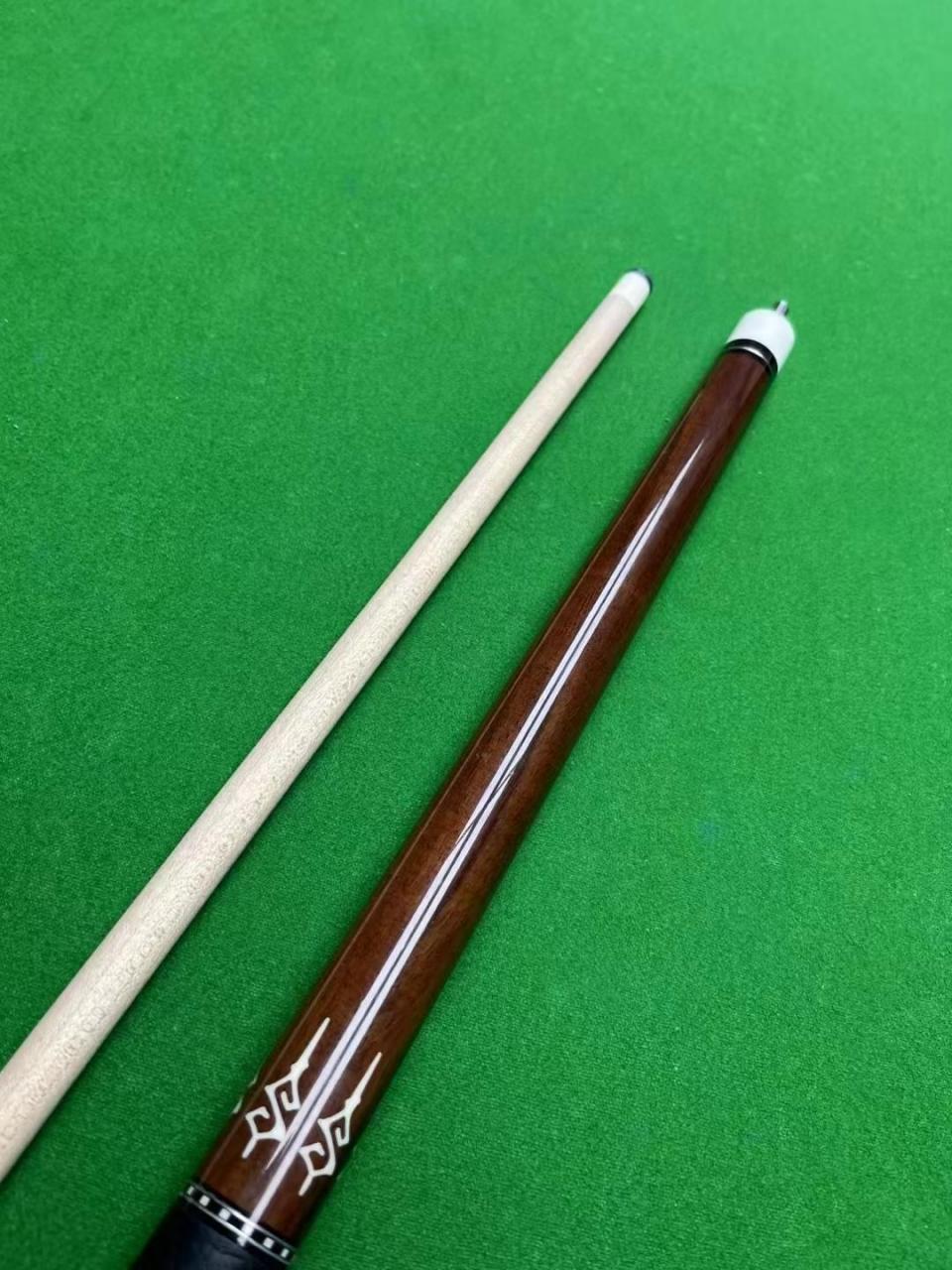 美兹ec7配混三前节,直度好,打感好,成色尚可,漆面小磕碰多,大轮边缘小