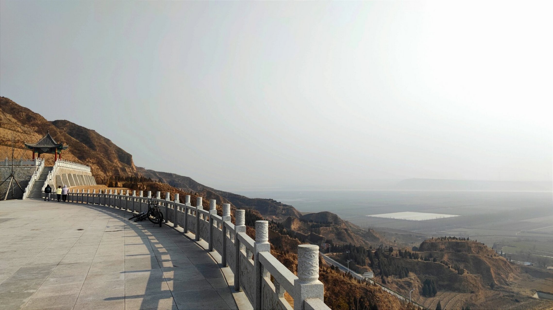黄河观景台 视野不错 雾霾严重
