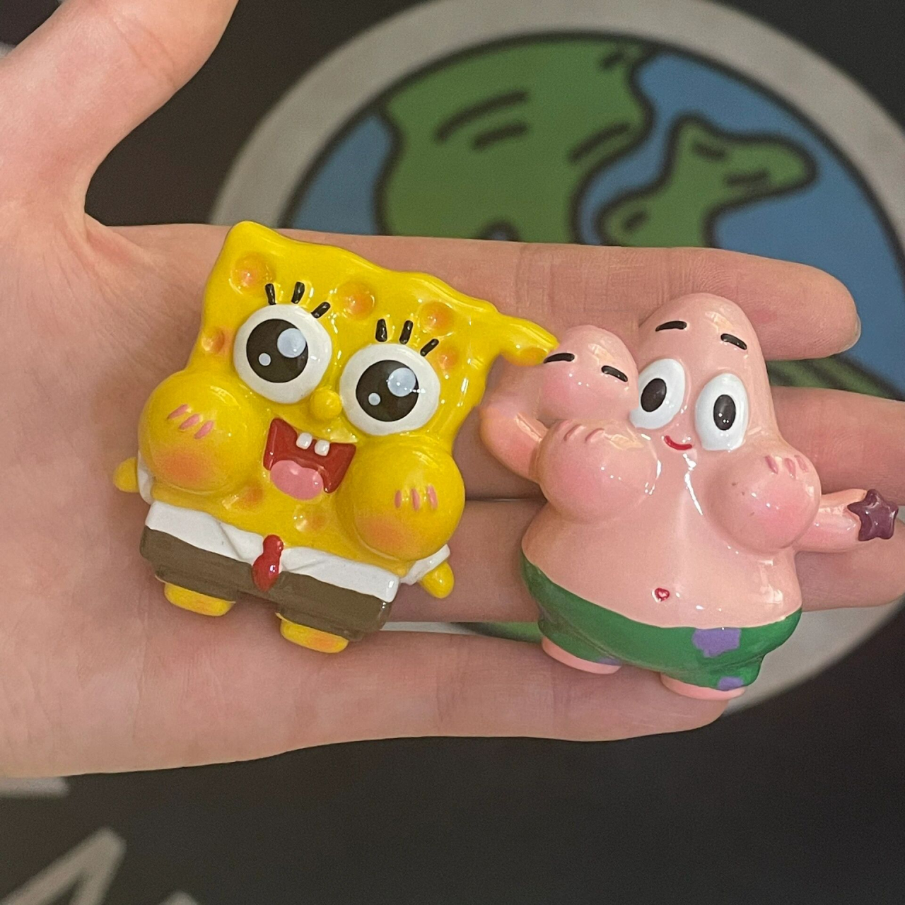 石塑黏土海绵宝宝派大星手工日常diy      今天在手作馆做了一个石塑