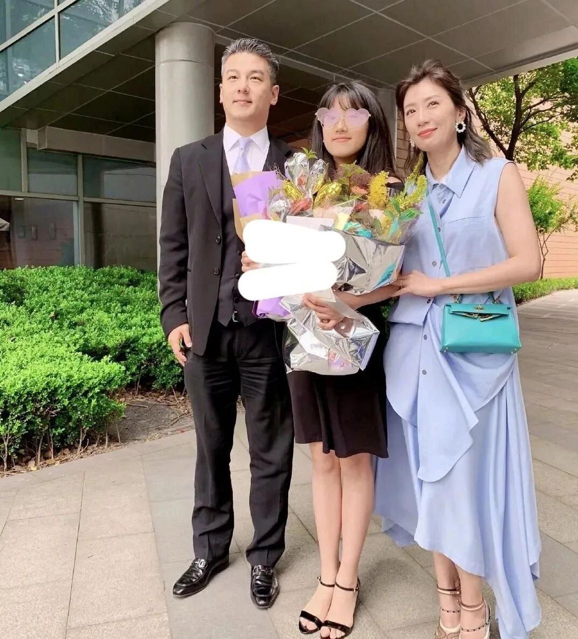 【富二代孙志浩,恋过林心如,娶过贾静雯,如今只停留于林若亚一人】