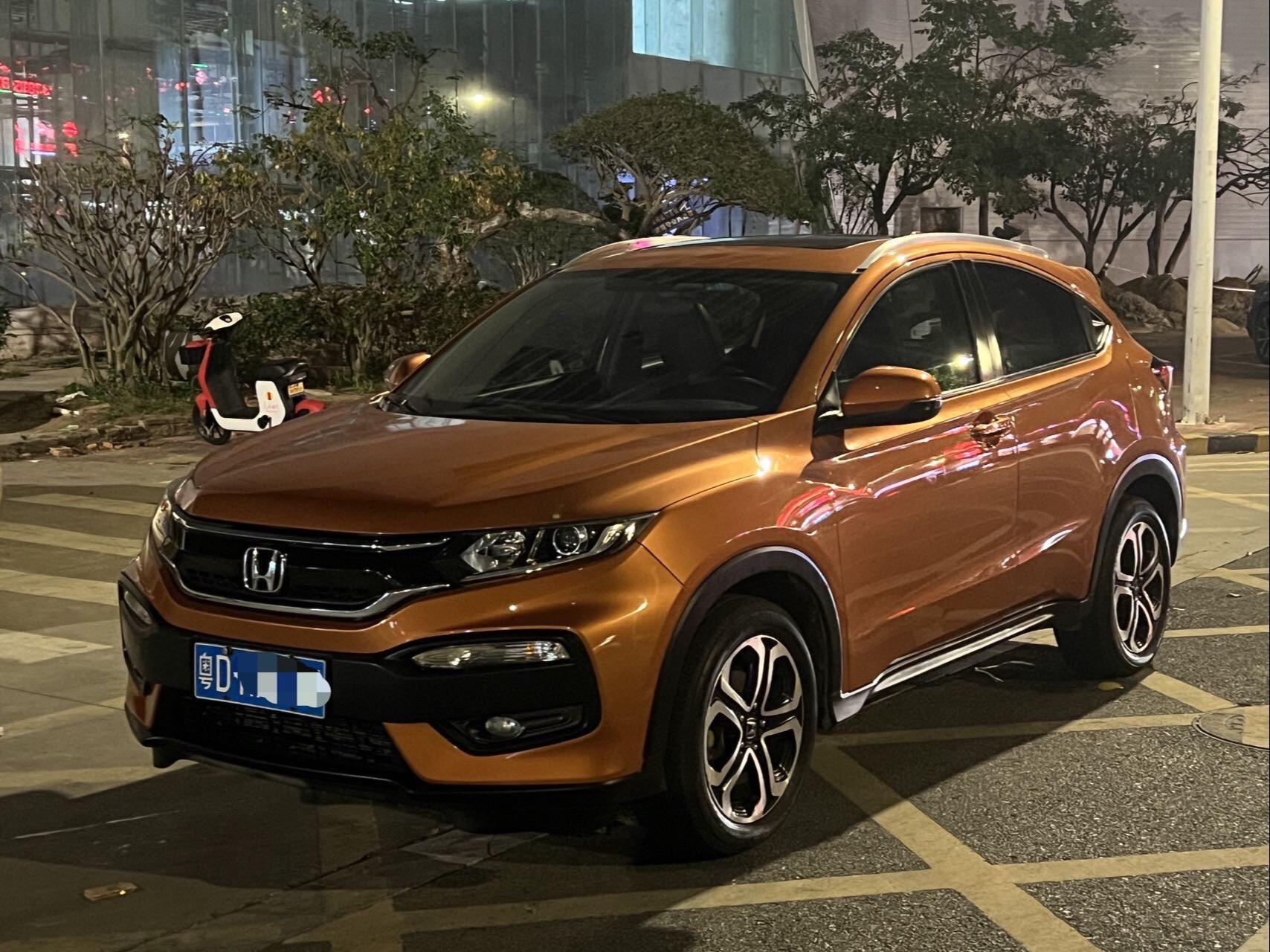 新到15年本田xrv,自动1.8豪华版,指导价16.