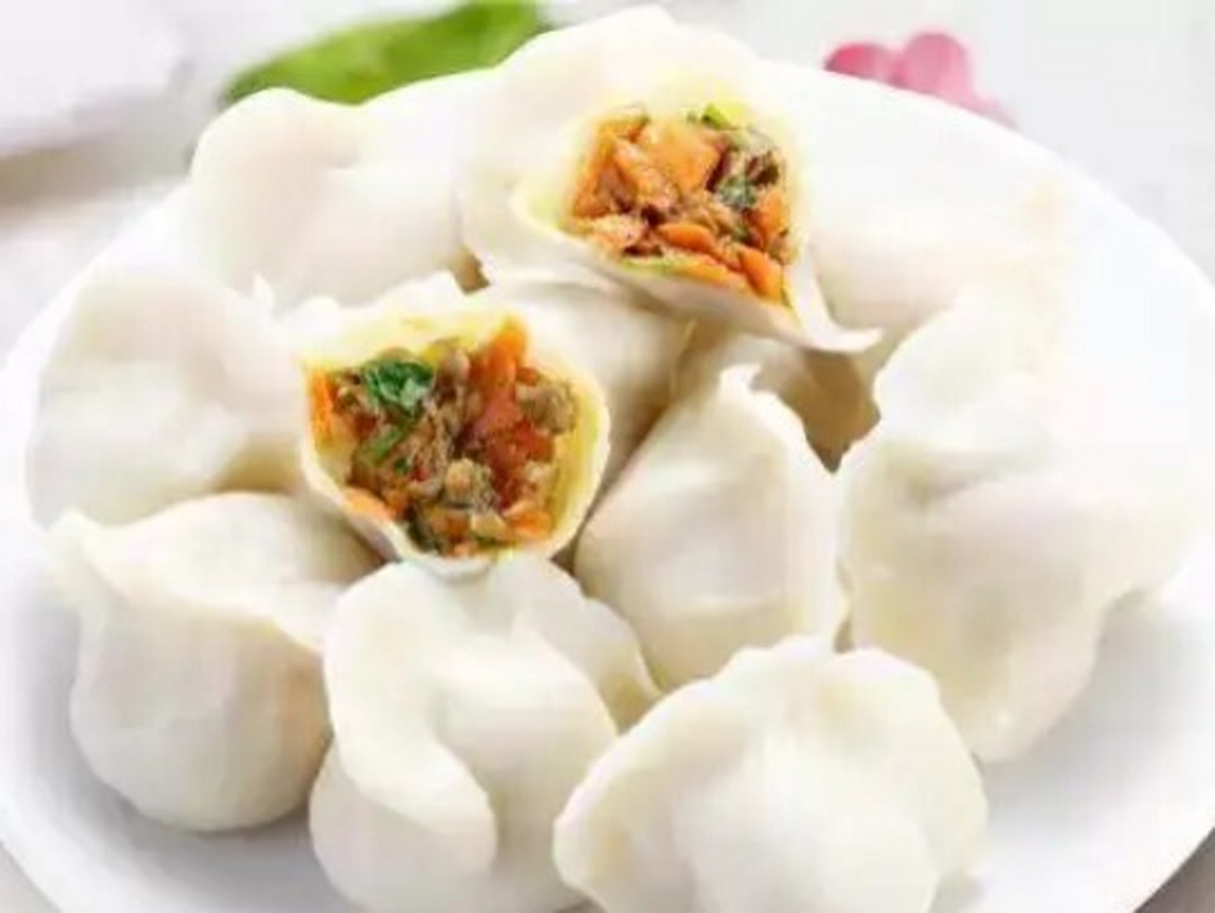 羊肉胡萝卜水饺 李时珍《本草纲目》说:羊肉温中补虚,补中益气,开胃