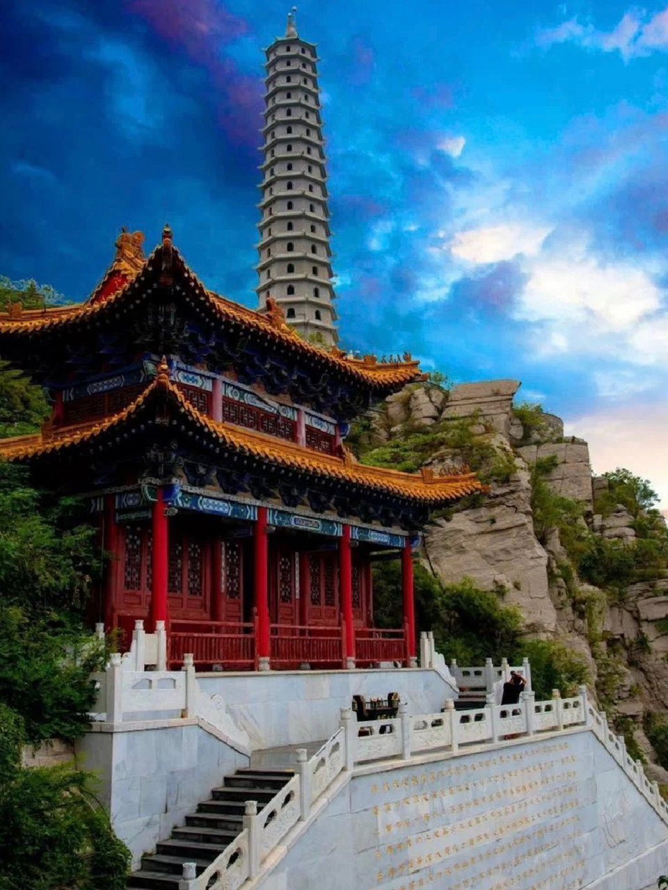 大光明寺不是很大,但每一座建筑真可以说是精美