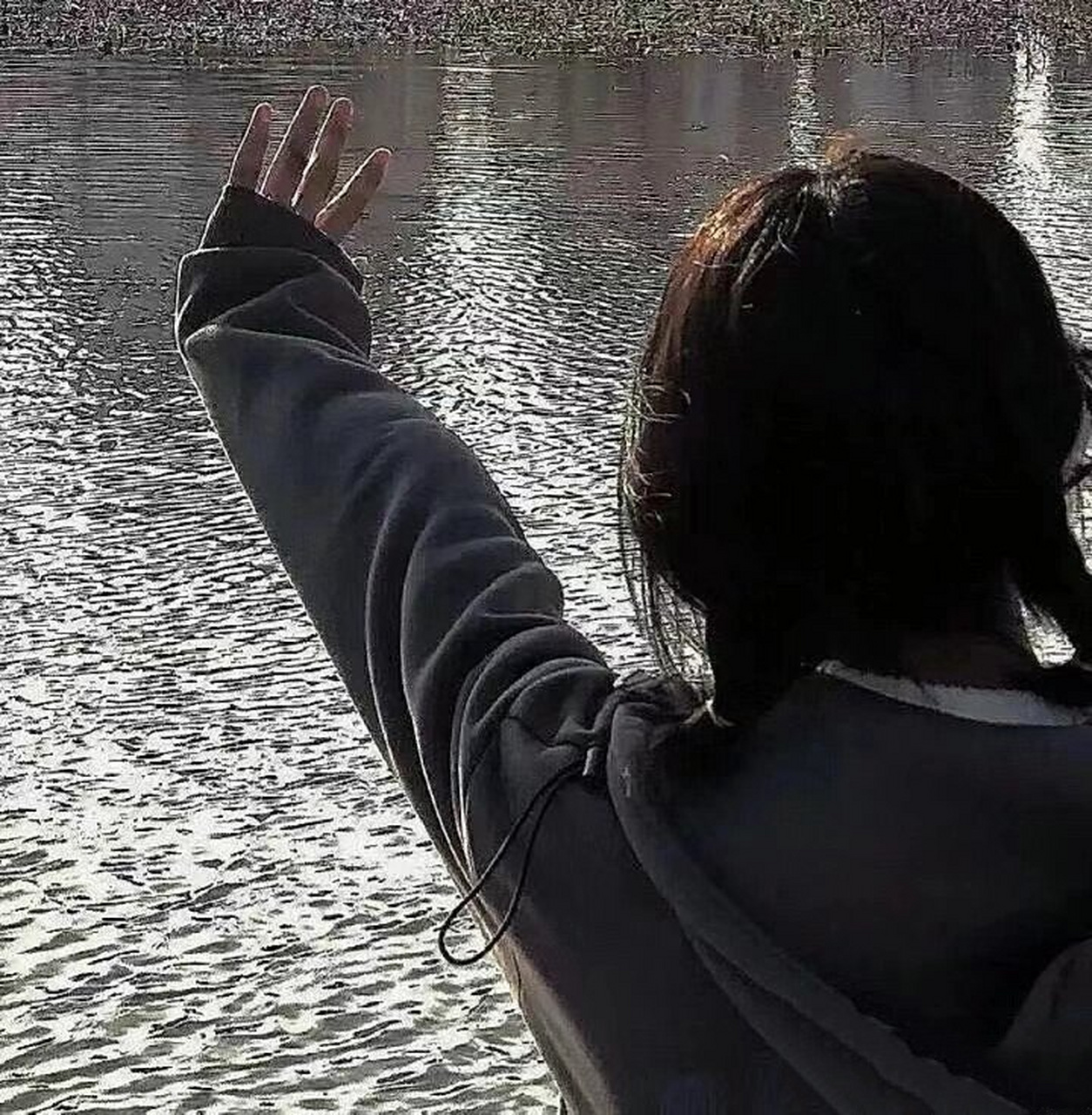 女生背影头像 女生背景头像,喜欢什么可以在评论区里说.