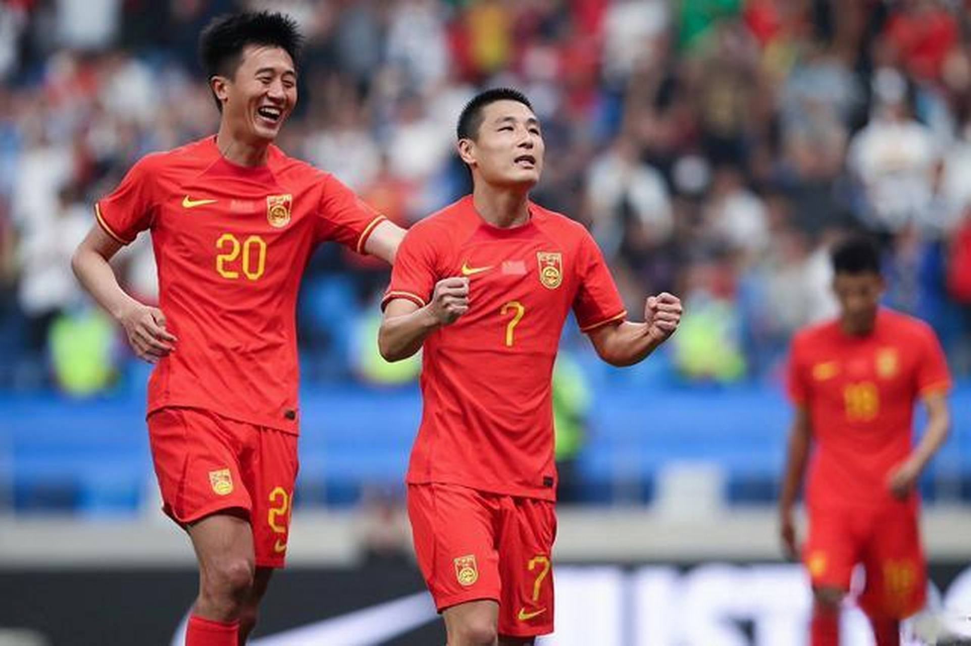 世预赛中国vs韩国(世预赛中国VS韩国在线直播)  第2张