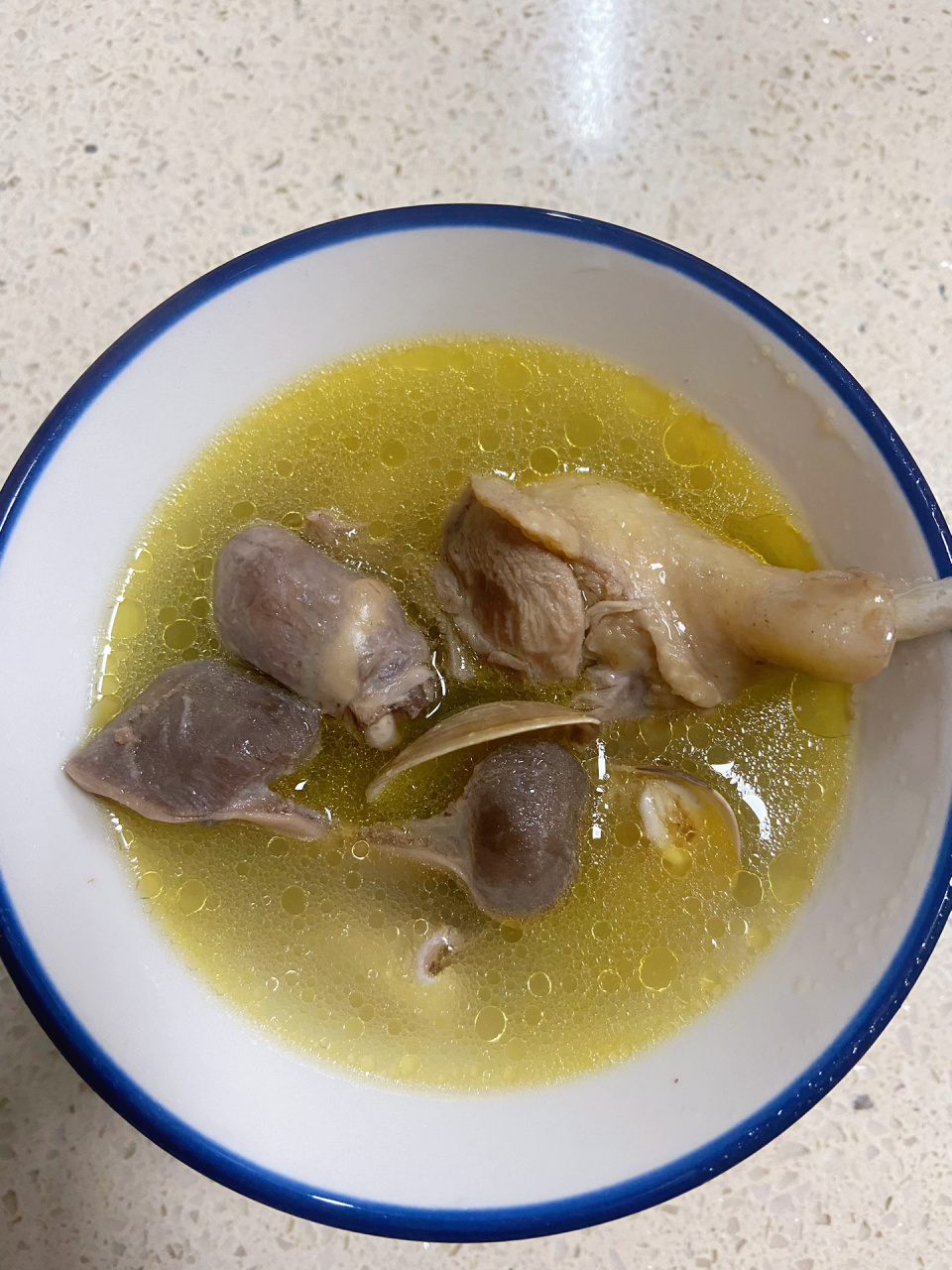 厨房小白都能学会的鸭肉汤.