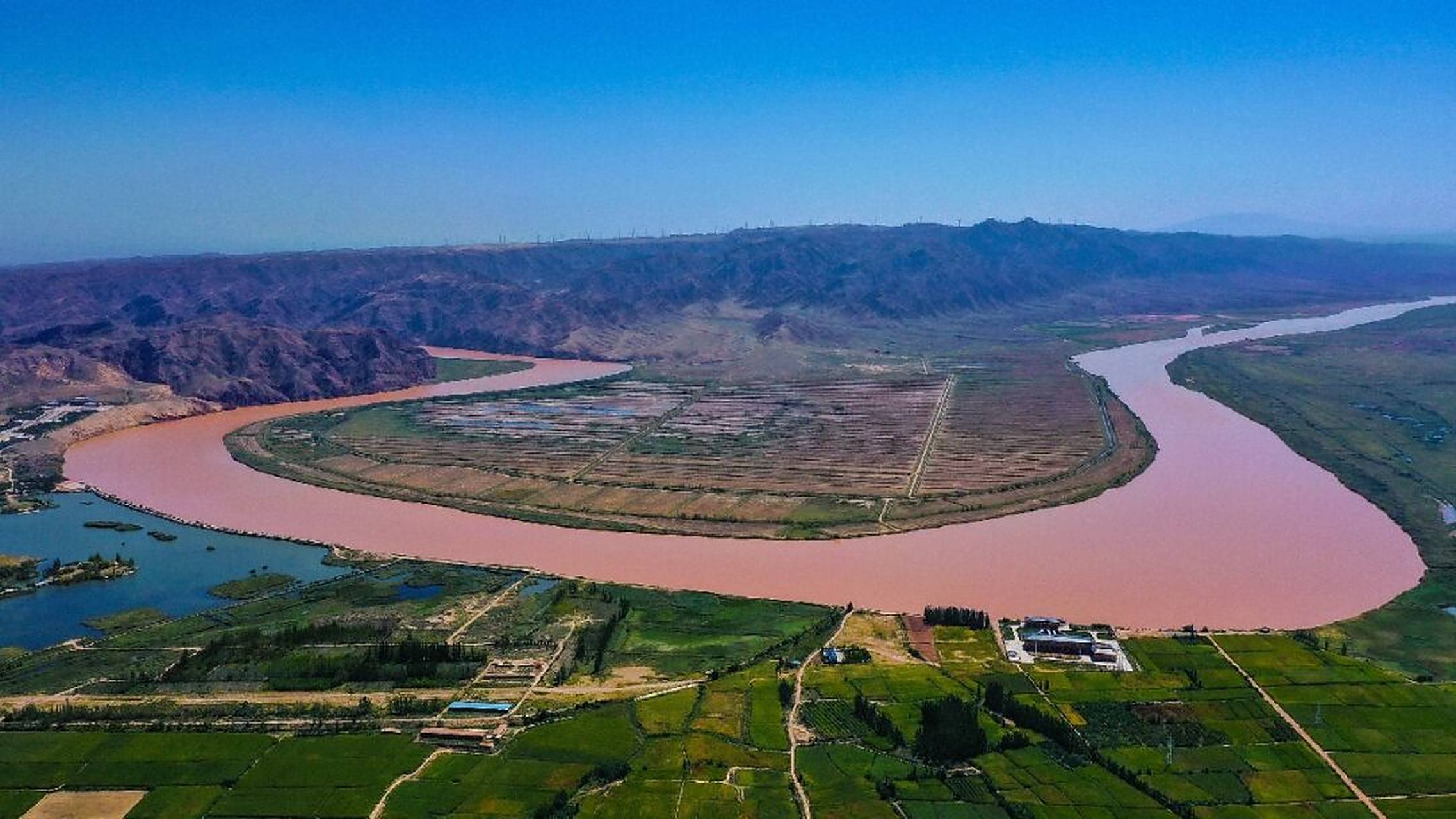 宁夏61青铜峡黄河大峡谷 牛首山与黄河水在这里相遇,自然与人文在